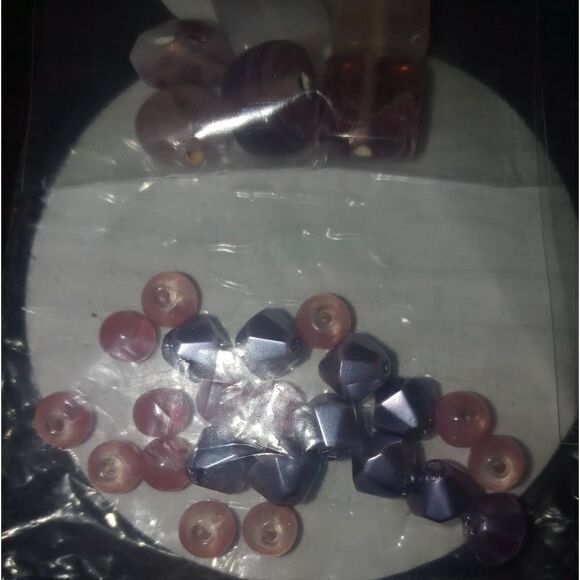 Surprise - (1) Diy Bead pack - Picture 3 of 4